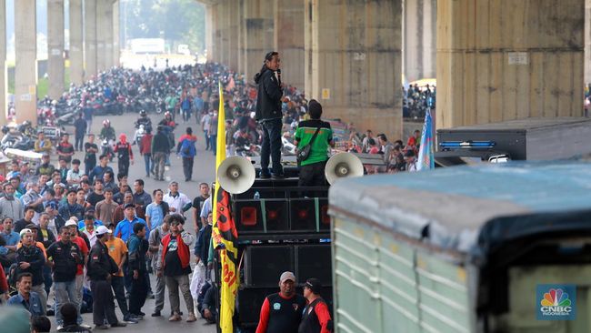 Para Buruh Menggelar Aksi Demo dan Mogok Nasional, Pengusaha Menyuarakan Pernyataan Sindiran