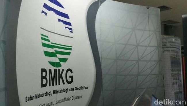 Peringatan BMKG tentang Bahaya Cuaca Ekstrem: Hujan Deras dan Angin Kencang