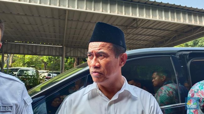 1,5 Juta Ton Beras Diimpor oleh Bulog Tanpa Pajak, Menurut Menteri Pertanian