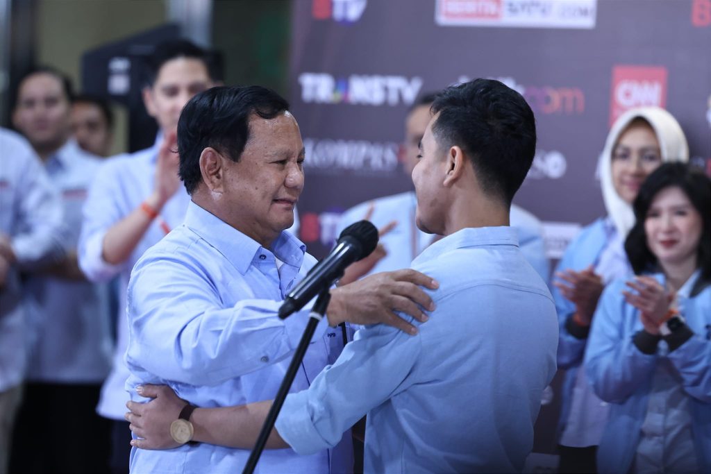 Prabowo Memuji Penampilan Memukau Gibran di Panggung Debat Pilpres 2024