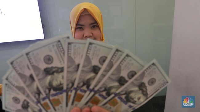 Kenangan Sri Mulyani, Ketua Teller Bank, Tentang ‘Kiamat’ yang Terjadi di Depan Matanya