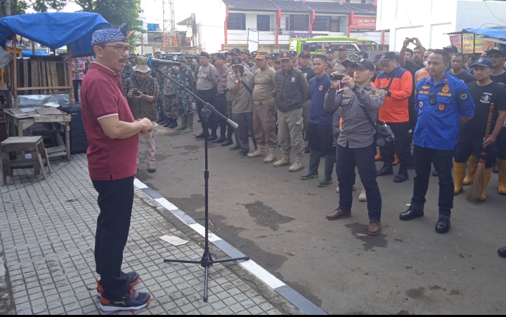 ✅ Kodim 0615/Kuningan Mengadakan Bersih-bersih Kali, Iip Berharap Menjadi Budaya