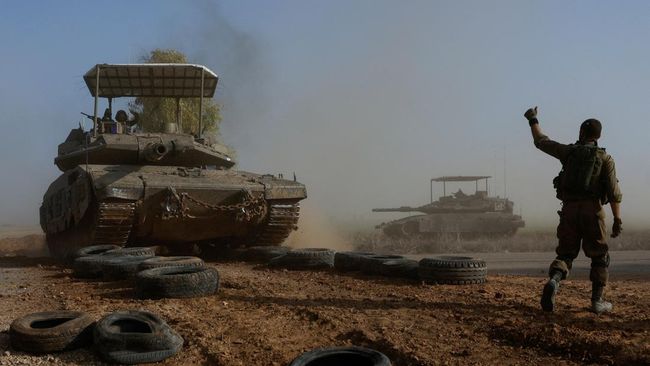 Penampakan Tank-Tank Israel Menyerbu Gaza Selatan