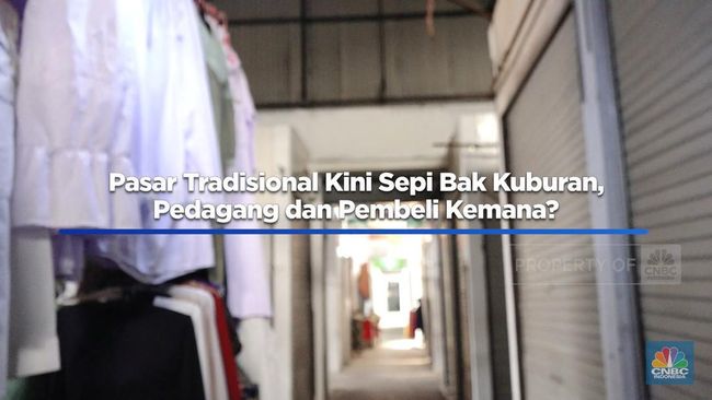 Pasar tradisional sepi layaknya kuburan, pedagang dan pembeli ke mana perginya?